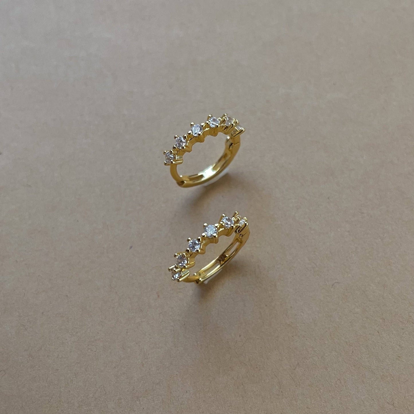 Kelly Huggie Earrings - Gold