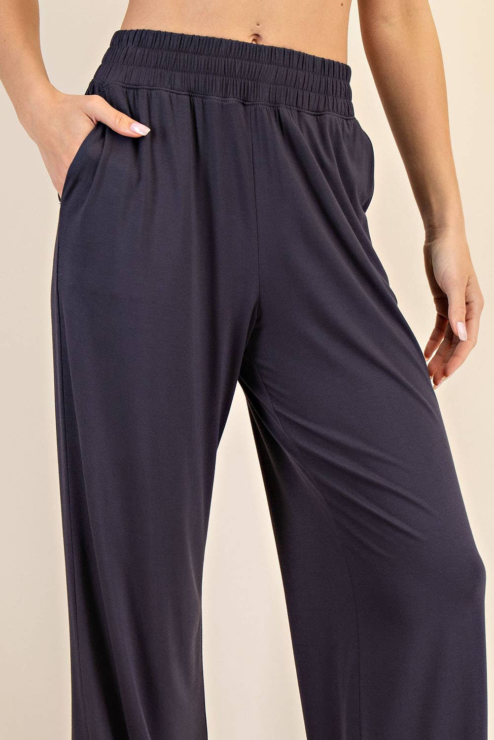 Breezy Wide-Leg Sweatpants - Graphite