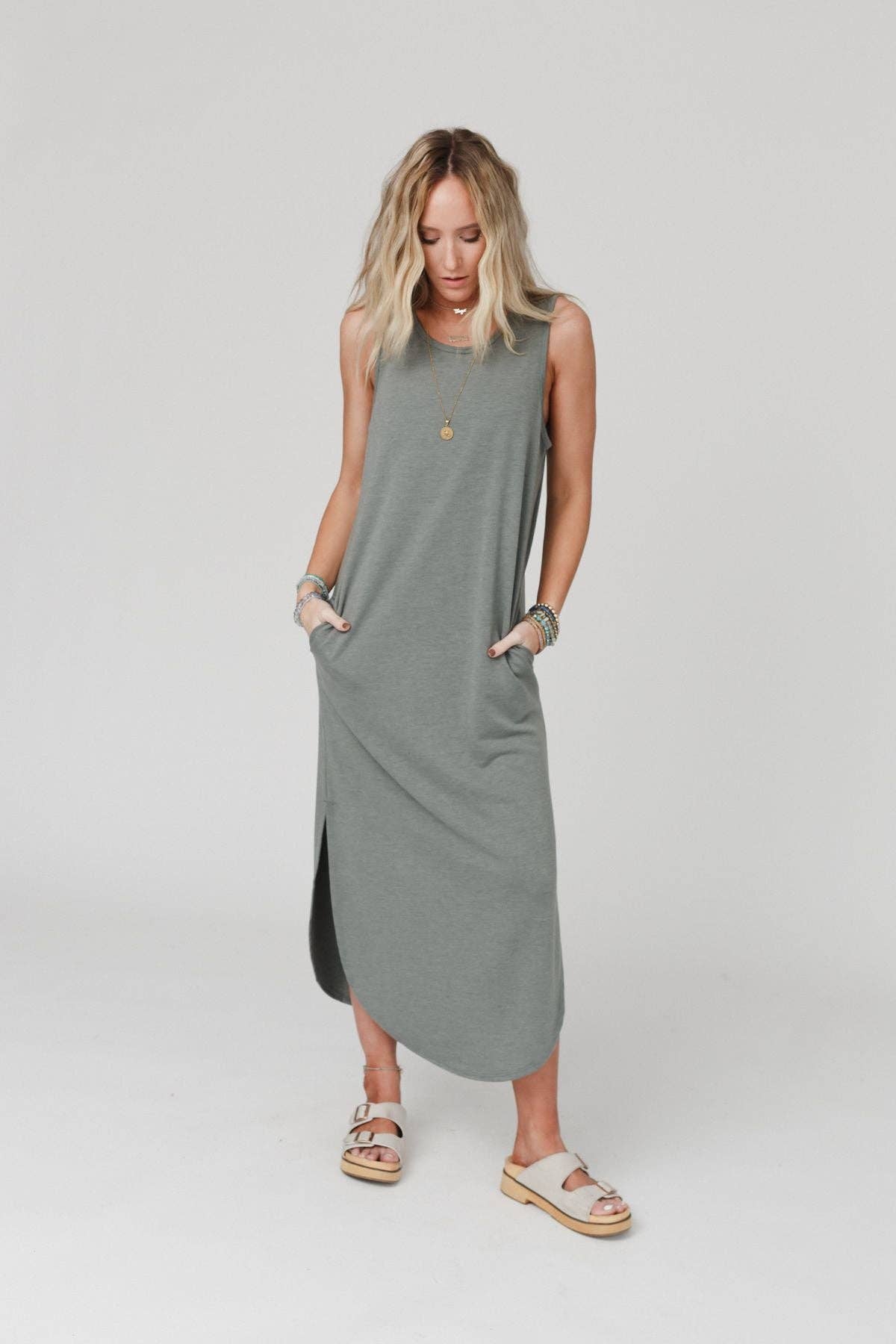 Cassie Sleeveless Pocket Slinky Maxi Dress - November Moon