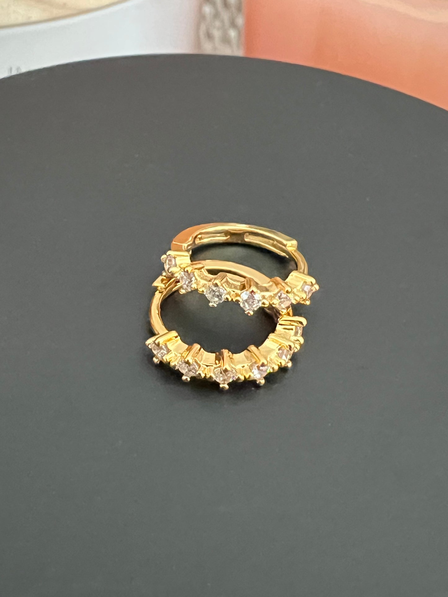 Kelly Huggie Earrings - Gold