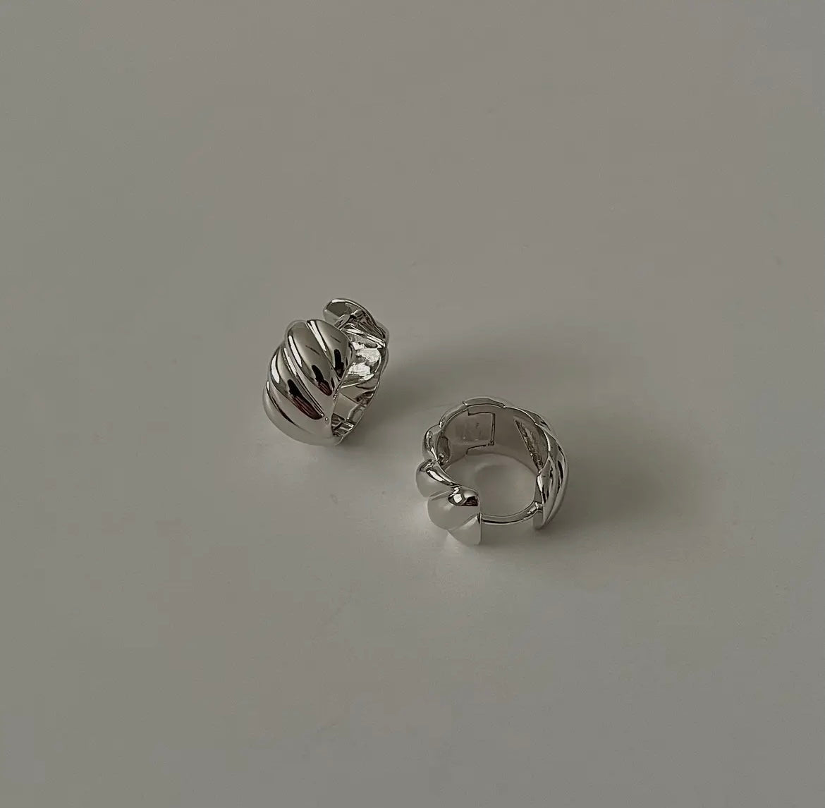 Mia Huggies - Silver