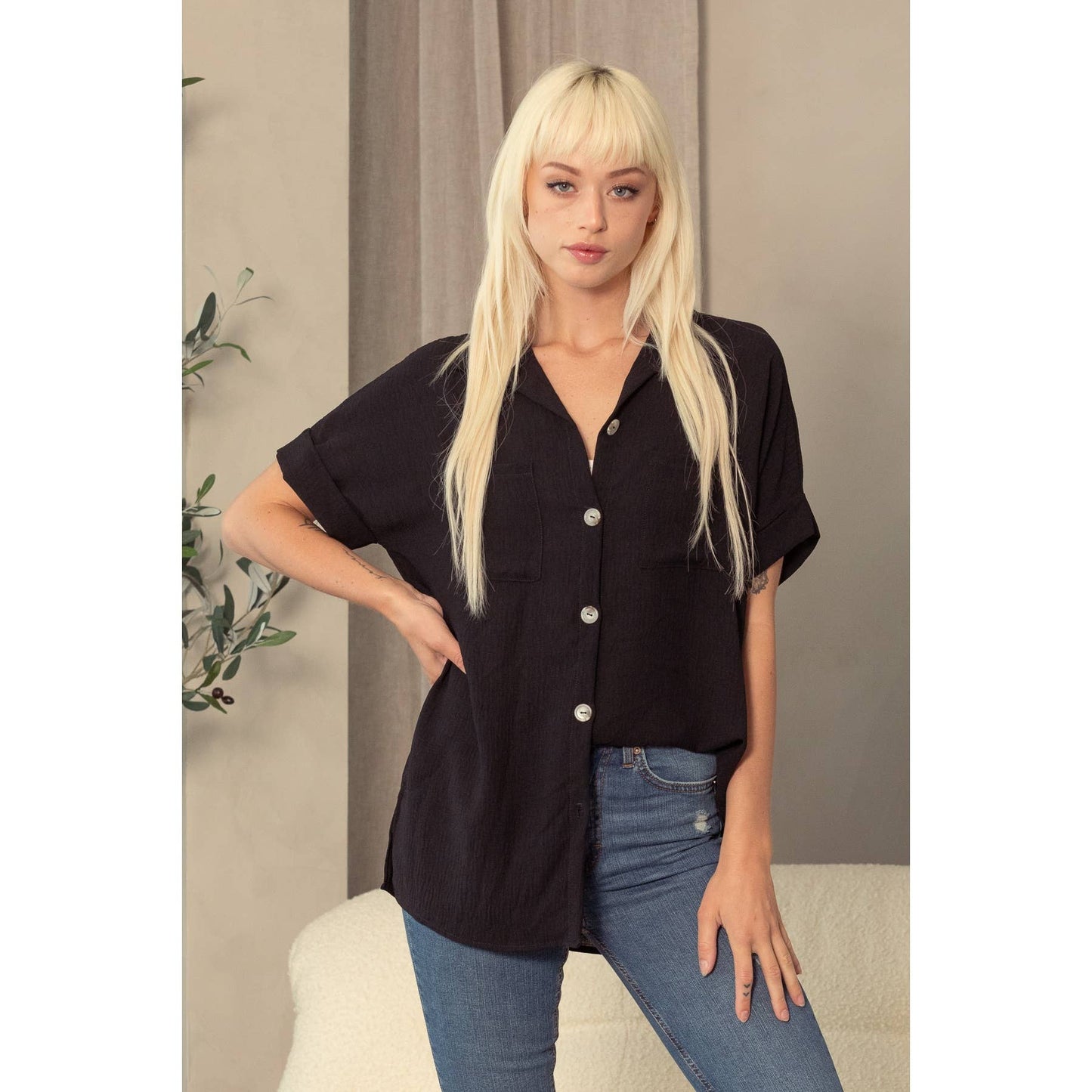 Air Flow Short Sleeve Blouse - Black