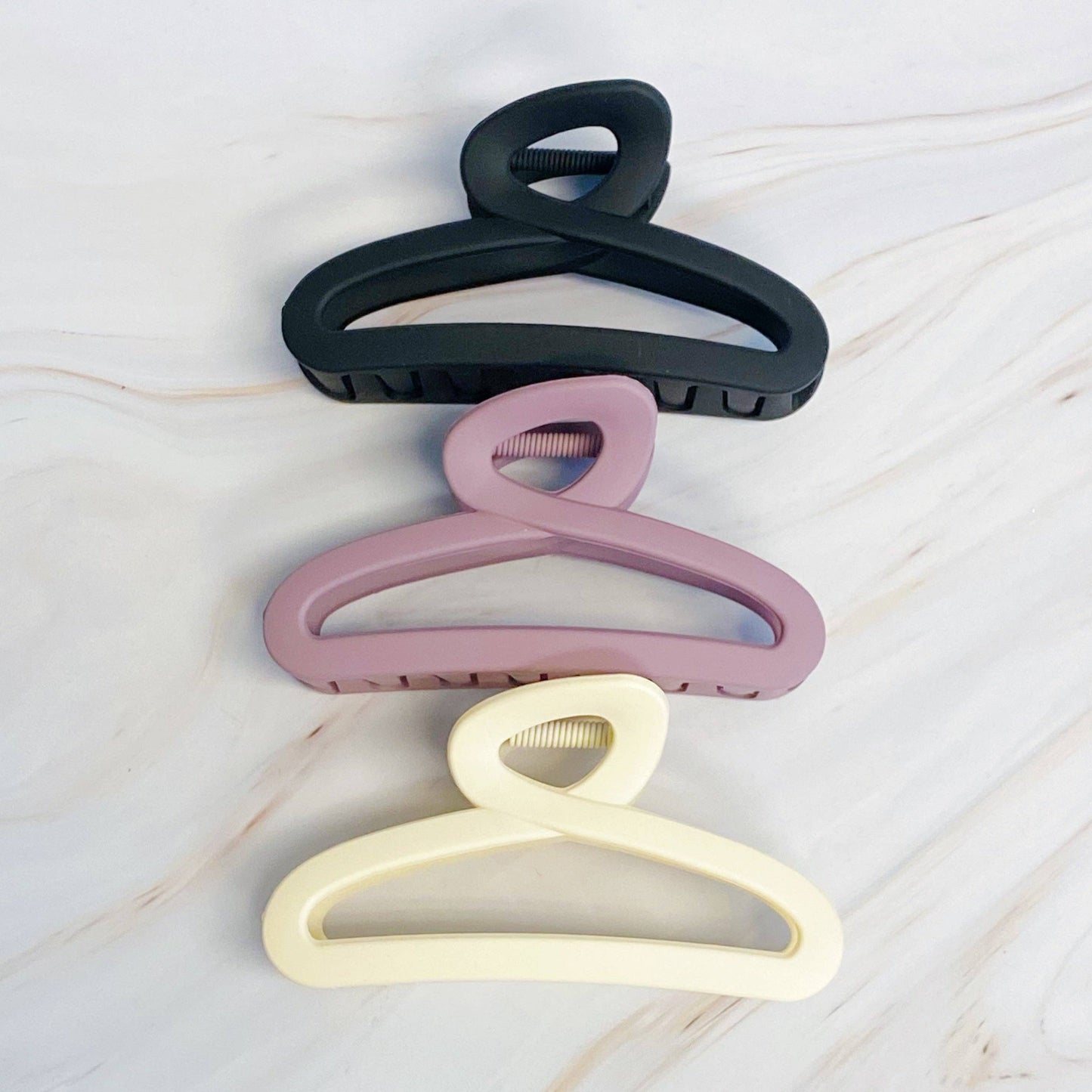 Retro Hair Claw Clip