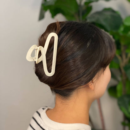 Retro Hair Claw Clip