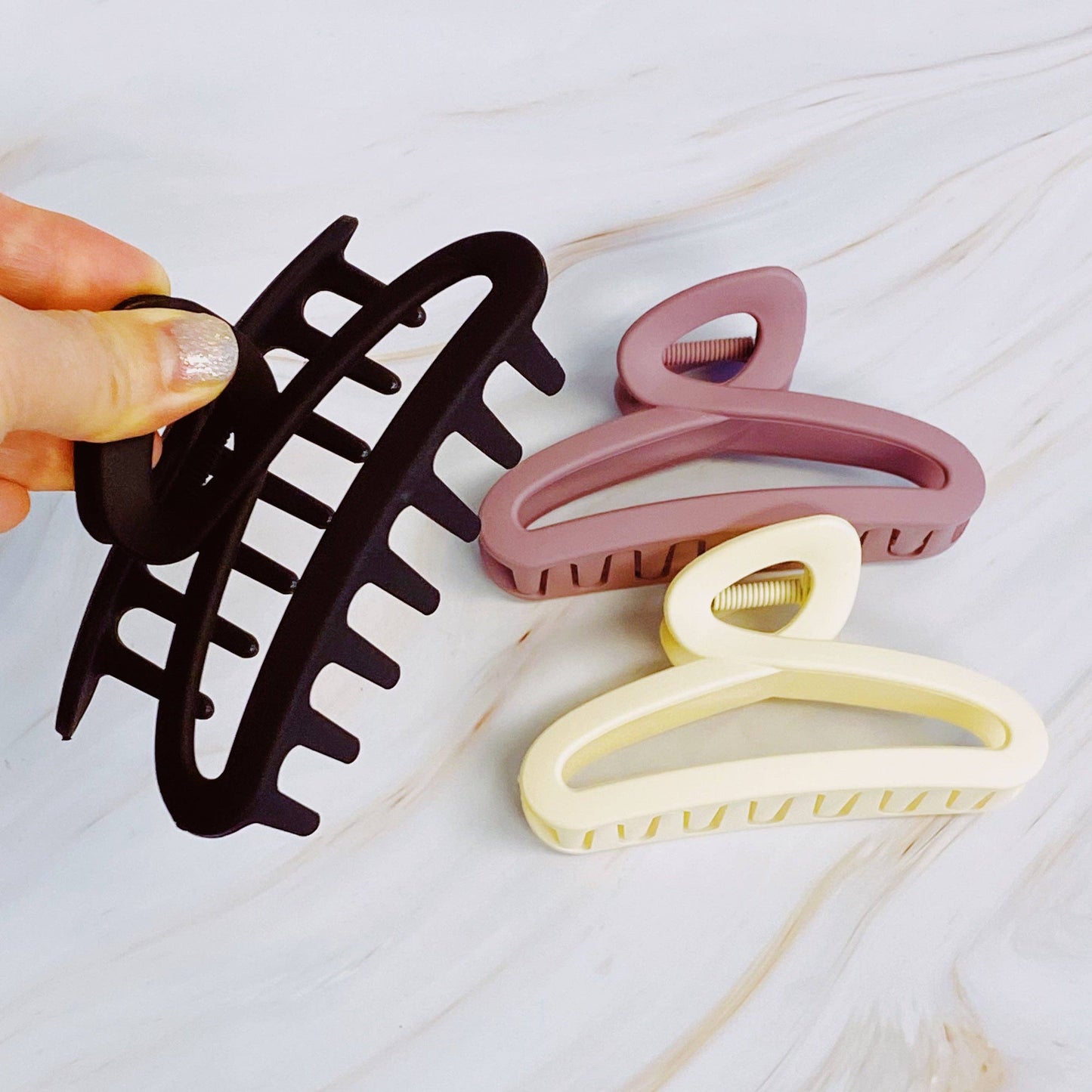 Retro Hair Claw Clip
