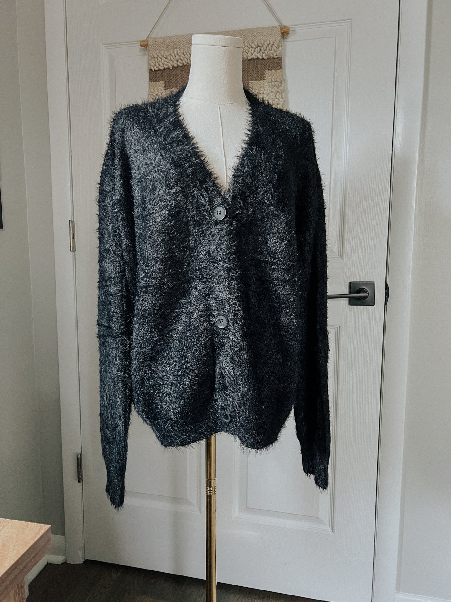 Fuzzy Oversized Cardigan - Black